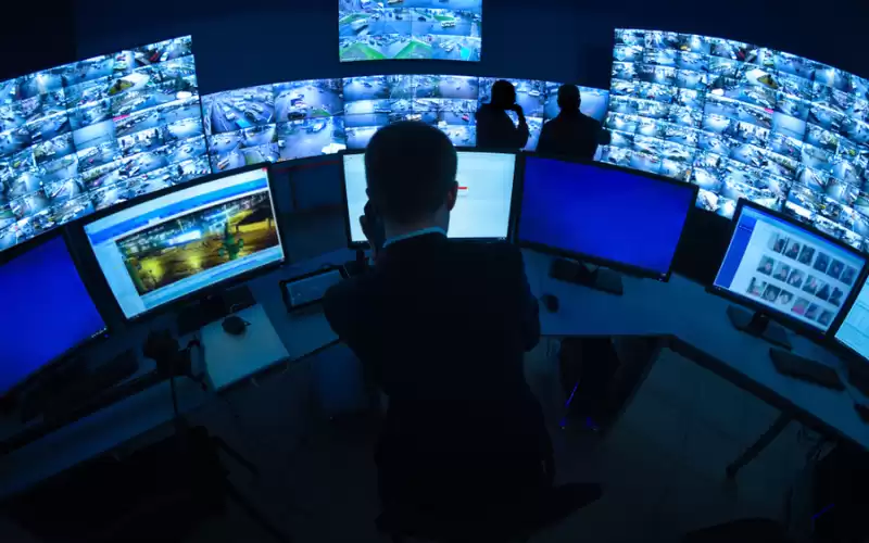 C:\Users\Voolak\Downloads\CCTV Package\ان وی ار داهوا.png