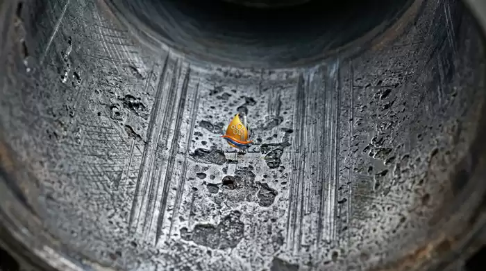 خوردگی اسیدی روی لاینر سیلندر