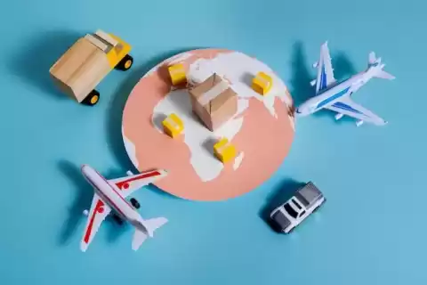 برای حمل بار بین الملل چه نوع کانتینری باید انتخاب کنید و چرا؟
