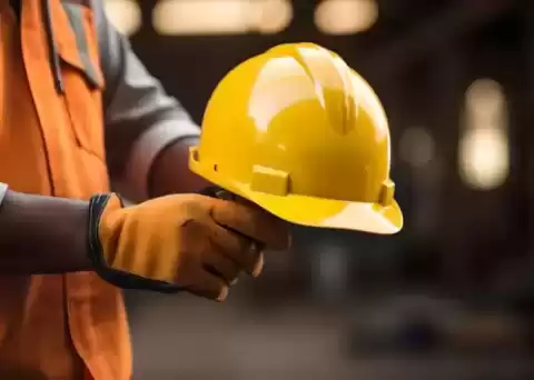 &nbsp;فروش عمده لباس کار صنعتی